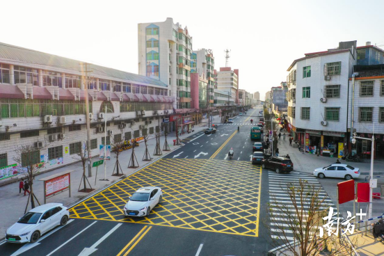 市區(qū)路網(wǎng)。曾亮超 攝