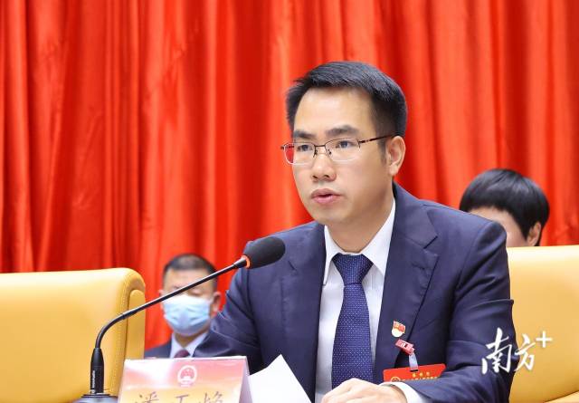 連州市委書記潘正煥在會(huì)上作講話。黃津 攝